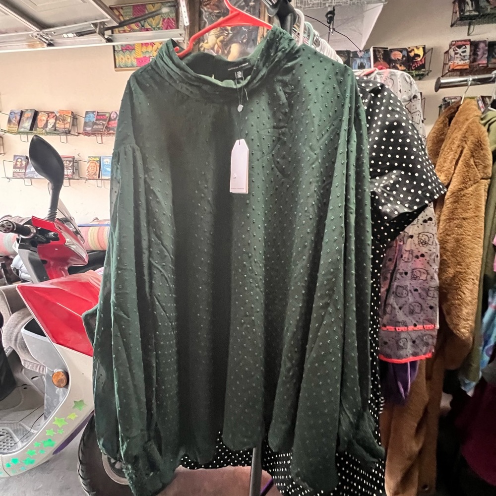 Universal standard clip dot Long sleeve top, dark green 4x